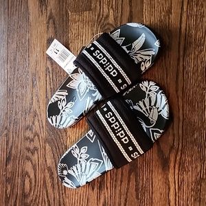Adidas Adilette Comfort Slides size 11